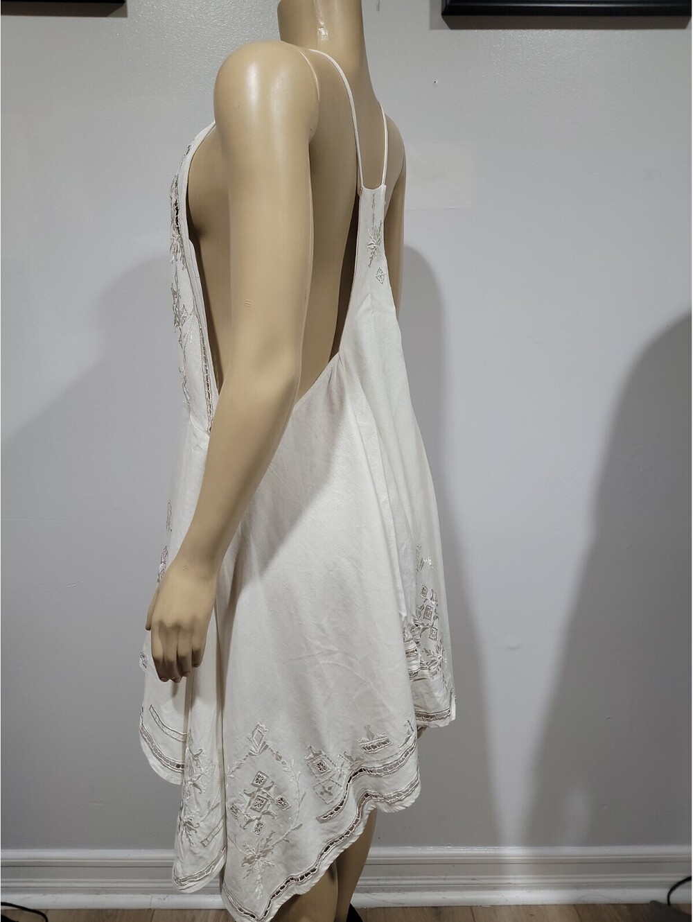 Free People Dreamers Cove 100% Linen Size M Women's Embroidered Dress #04 - Picture 9 of 14